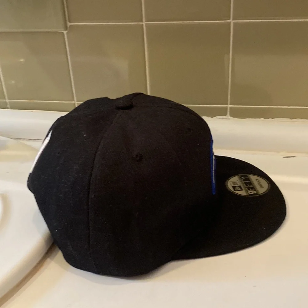 Hat - Picture 5 of 5